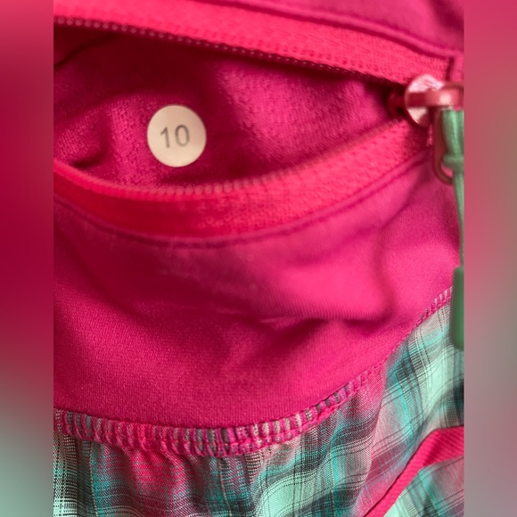 Lululemon plaid shorts - Picture 3 of 3